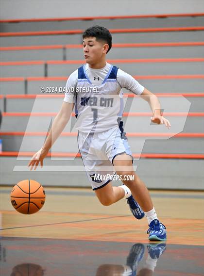 Thumbnail 2 in Bella Vista vs. River City (Tiger Classic) photogallery.