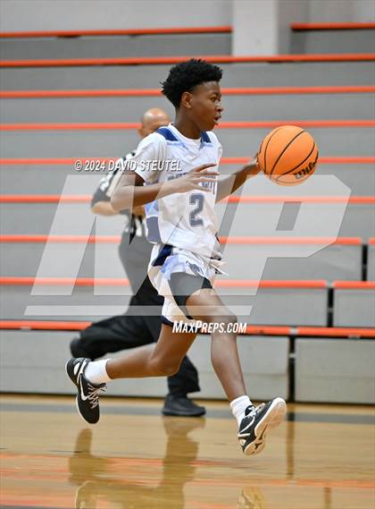 Thumbnail 2 in Bella Vista vs. River City (Tiger Classic) photogallery.