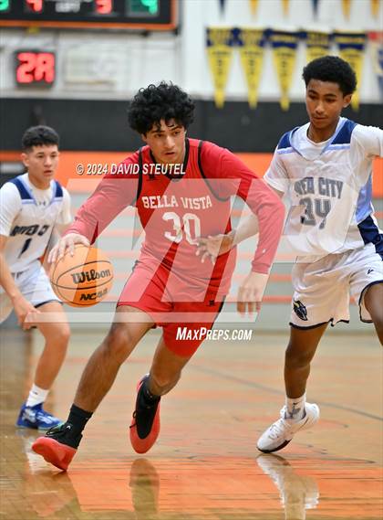 Thumbnail 1 in Bella Vista vs. River City (Tiger Classic) photogallery.