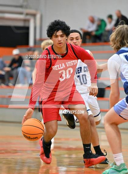 Thumbnail 3 in Bella Vista vs. River City (Tiger Classic) photogallery.
