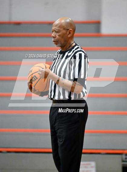 Thumbnail 1 in Bella Vista vs. River City (Tiger Classic) photogallery.