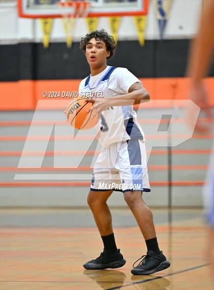 Thumbnail 2 in Bella Vista vs. River City (Tiger Classic) photogallery.