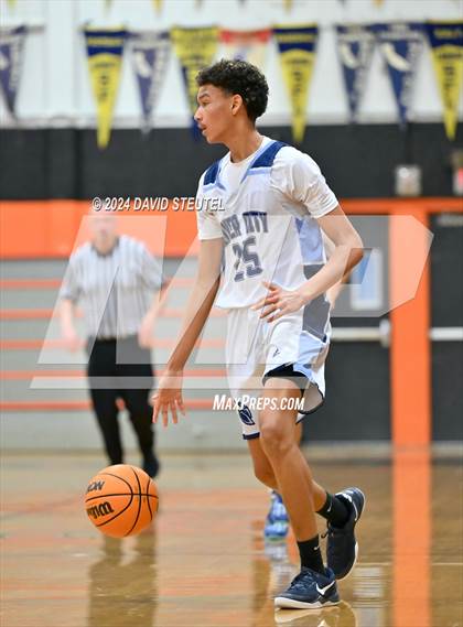 Thumbnail 2 in Bella Vista vs. River City (Tiger Classic) photogallery.