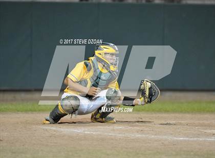 Thumbnail 2 in Tracy vs Oak Ridge photogallery.