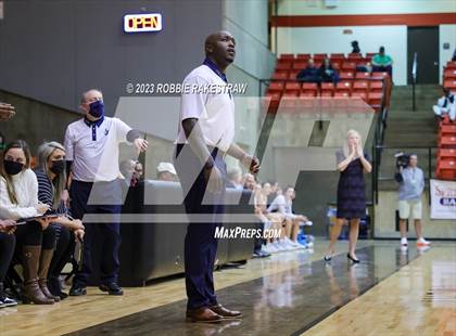 Thumbnail 2 in Little Elm vs. Keller (UIL 6A Regional Semifinal Playoff) photogallery.