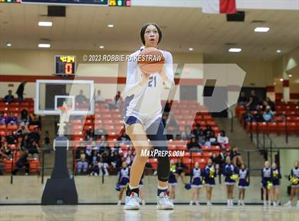Thumbnail 2 in Little Elm vs. Keller (UIL 6A Regional Semifinal Playoff) photogallery.