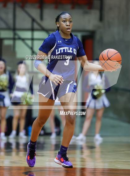 Thumbnail 2 in Little Elm vs. Keller (UIL 6A Regional Semifinal Playoff) photogallery.