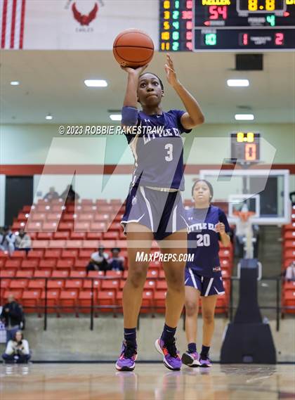 Thumbnail 1 in Little Elm vs. Keller (UIL 6A Regional Semifinal Playoff) photogallery.