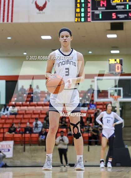 Thumbnail 2 in Little Elm vs. Keller (UIL 6A Regional Semifinal Playoff) photogallery.