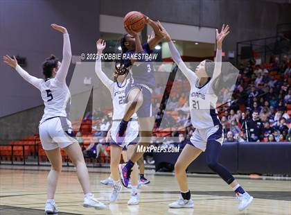 Thumbnail 2 in Little Elm vs. Keller (UIL 6A Regional Semifinal Playoff) photogallery.