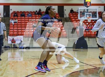 Thumbnail 2 in Little Elm vs. Keller (UIL 6A Regional Semifinal Playoff) photogallery.