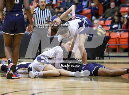 Thumbnail 3 in Little Elm vs. Keller (UIL 6A Regional Semifinal Playoff) photogallery.