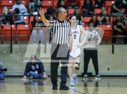 Thumbnail 1 in Little Elm vs. Keller (UIL 6A Regional Semifinal Playoff) photogallery.