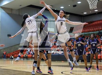 Thumbnail 1 in Little Elm vs. Keller (UIL 6A Regional Semifinal Playoff) photogallery.