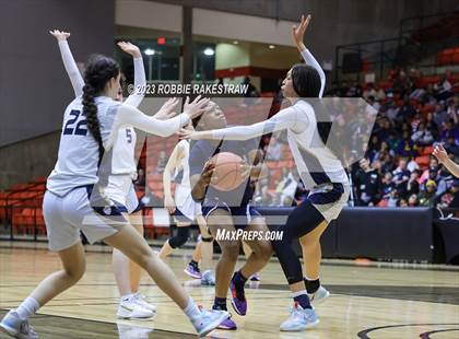 Thumbnail 3 in Little Elm vs. Keller (UIL 6A Regional Semifinal Playoff) photogallery.