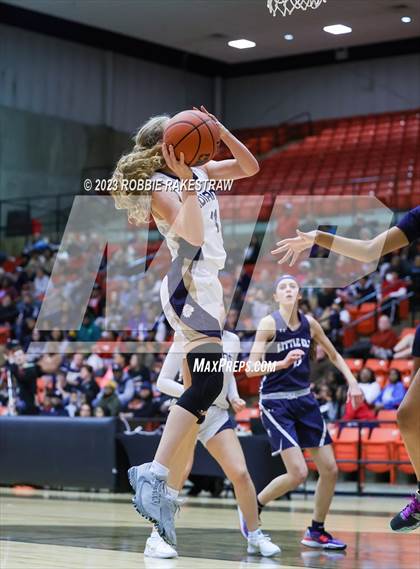 Thumbnail 3 in Little Elm vs. Keller (UIL 6A Regional Semifinal Playoff) photogallery.
