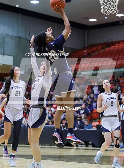 Thumbnail 1 in Little Elm vs. Keller (UIL 6A Regional Semifinal Playoff) photogallery.