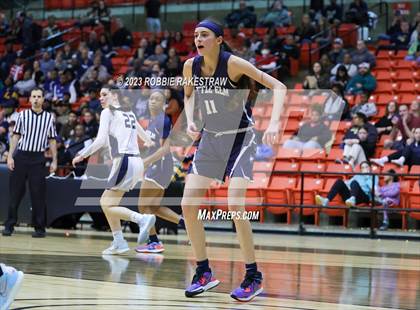 Thumbnail 2 in Little Elm vs. Keller (UIL 6A Regional Semifinal Playoff) photogallery.