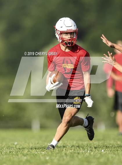 Thumbnail 1 in Sullivan Central vs. Daniel Boone (7-on-7)  photogallery.