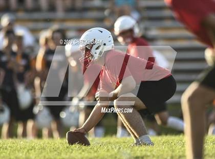 Thumbnail 2 in Sullivan Central vs. Daniel Boone (7-on-7)  photogallery.