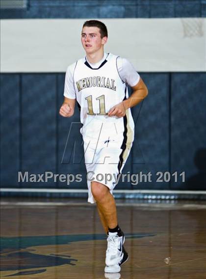 Thumbnail 1 in Pasadena Memorial vs La Porte (McDonald's Texas Invitational) photogallery.