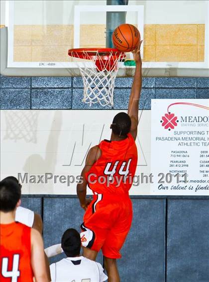 Thumbnail 2 in Pasadena Memorial vs La Porte (McDonald's Texas Invitational) photogallery.