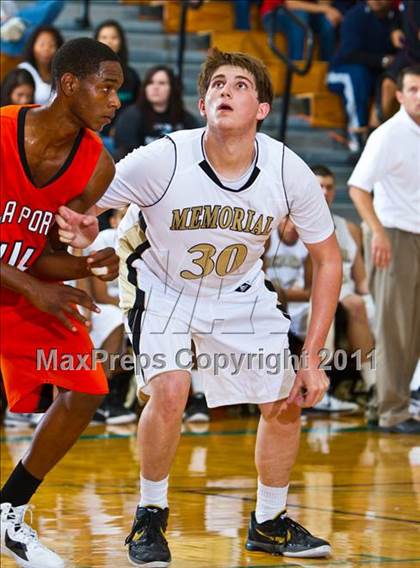 Thumbnail 1 in Pasadena Memorial vs La Porte (McDonald's Texas Invitational) photogallery.
