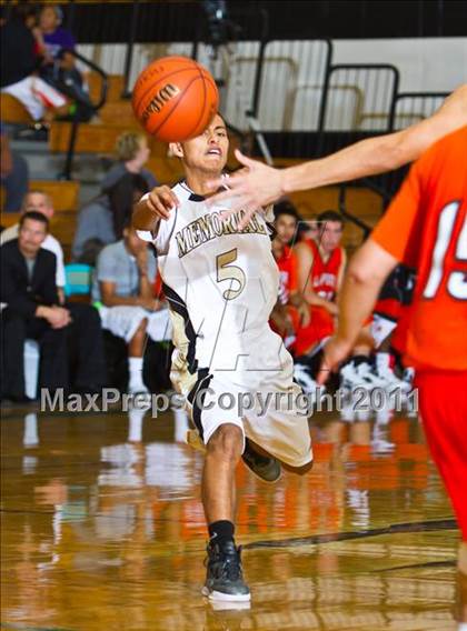 Thumbnail 3 in Pasadena Memorial vs La Porte (McDonald's Texas Invitational) photogallery.