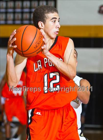 Thumbnail 2 in Pasadena Memorial vs La Porte (McDonald's Texas Invitational) photogallery.