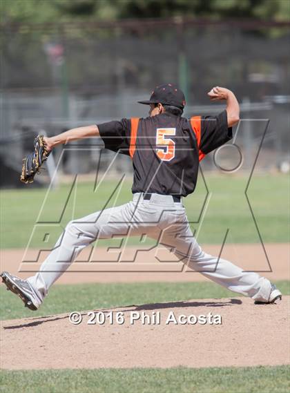 Thumbnail 3 in South Pasadena vs Rosemead photogallery.