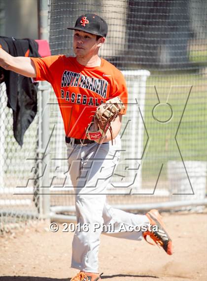 Thumbnail 1 in South Pasadena vs Rosemead photogallery.