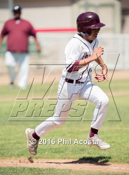 Thumbnail 1 in South Pasadena vs Rosemead photogallery.