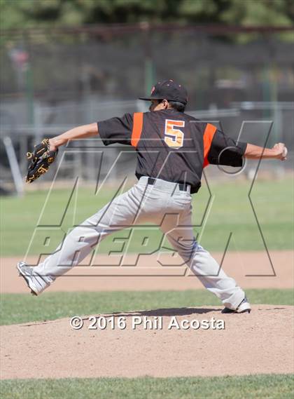 Thumbnail 2 in South Pasadena vs Rosemead photogallery.