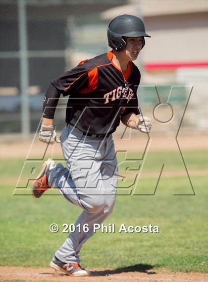 Thumbnail 3 in South Pasadena vs Rosemead photogallery.