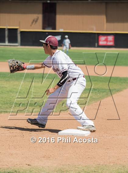 Thumbnail 1 in South Pasadena vs Rosemead photogallery.