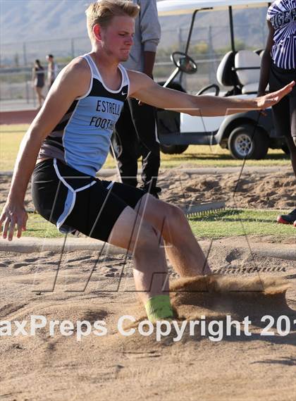 Thumbnail 2 in Verrado Invitational Track Meet (Boys) photogallery.