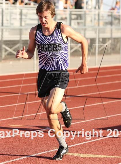 Thumbnail 3 in Verrado Invitational Track Meet (Boys) photogallery.