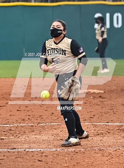 Thumbnail 3 in Lee [Robert E.] vs Edison [Thomas A.] (NEISD Tournament) photogallery.