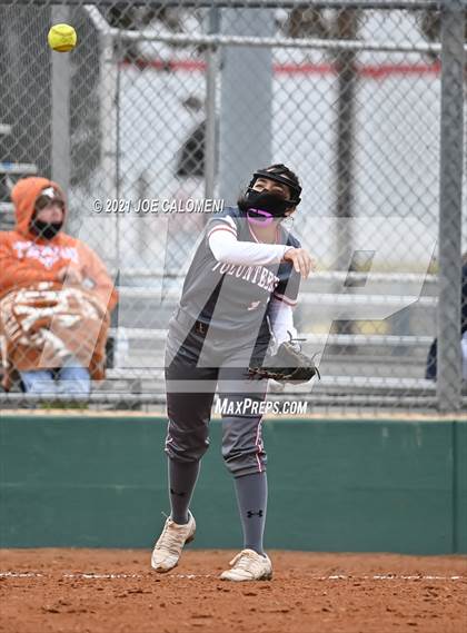 Thumbnail 2 in Lee [Robert E.] vs Edison [Thomas A.] (NEISD Tournament) photogallery.