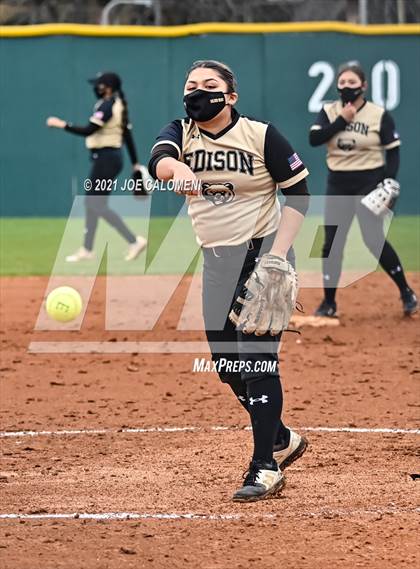Thumbnail 1 in Lee [Robert E.] vs Edison [Thomas A.] (NEISD Tournament) photogallery.