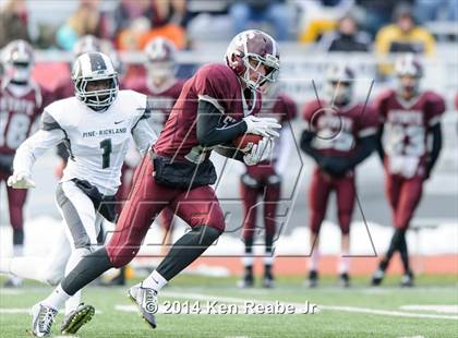 Thumbnail 2 in Pine-Richland vs. State College (PIAA Class AAAA Quarterfinal) photogallery.