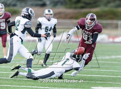 Thumbnail 3 in Pine-Richland vs. State College (PIAA Class AAAA Quarterfinal) photogallery.