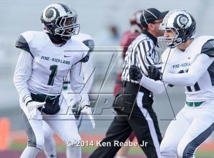 Thumbnail 3 in Pine-Richland vs. State College (PIAA Class AAAA Quarterfinal) photogallery.