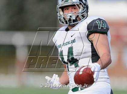 Thumbnail 2 in Pine-Richland vs. State College (PIAA Class AAAA Quarterfinal) photogallery.