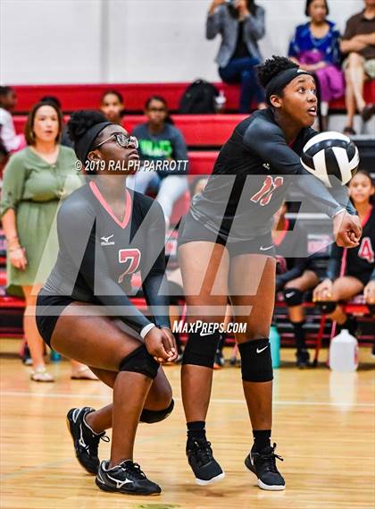 Thumbnail 1 in Fort Bend Travis vs. Fort Bend Austin photogallery.