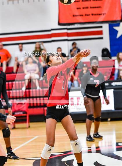 Thumbnail 2 in Fort Bend Travis vs. Fort Bend Austin photogallery.