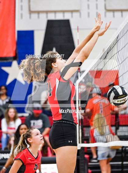 Thumbnail 1 in Fort Bend Travis vs. Fort Bend Austin photogallery.