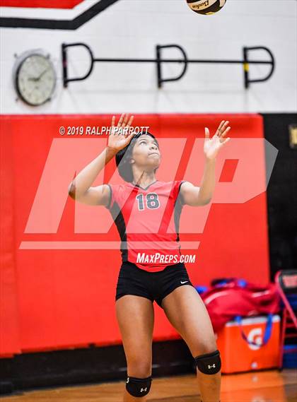 Thumbnail 3 in Fort Bend Travis vs. Fort Bend Austin photogallery.