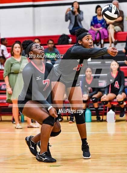 Thumbnail 3 in Fort Bend Travis vs. Fort Bend Austin photogallery.