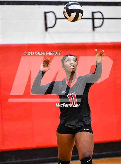 Thumbnail 3 in Fort Bend Travis vs. Fort Bend Austin photogallery.